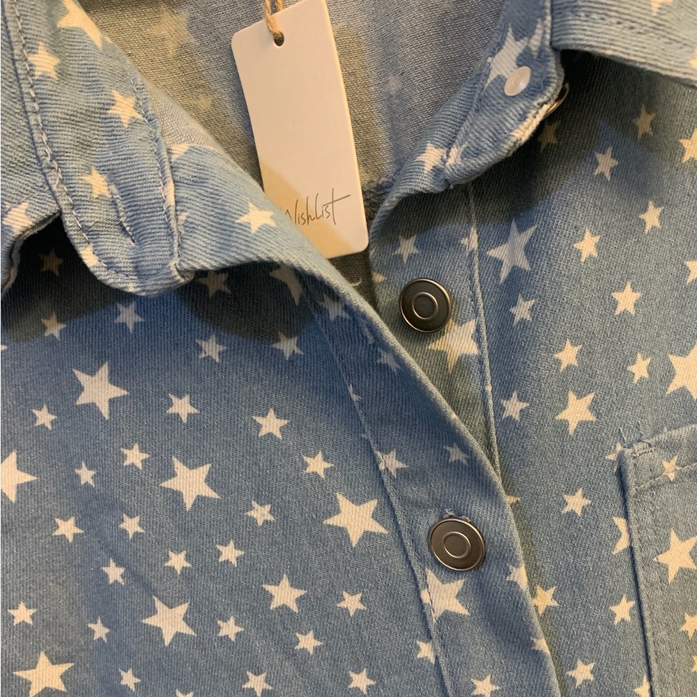 WishList Blue Star Print Denim Short Sleeve Collared Button Front Romper L NWT - Picture 5 of 7